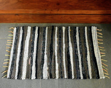 Load image into Gallery viewer, DOORMATS MULTI COLORED (18 INCHES X 28 INCHES)