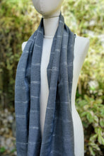 Load image into Gallery viewer, SHAWL | HANDLOOM WOVEN | GLITTERED STRIPES