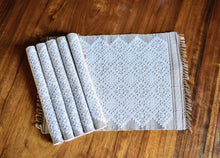 Load image into Gallery viewer, PLACEMATS - PINILIAN SET OF 6