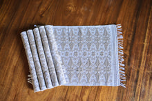 Load image into Gallery viewer, PLACEMATS - PINILIAN SET OF 6