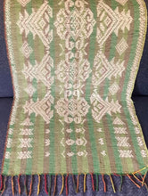 Load image into Gallery viewer, SOFA THROW - PINILIAN 1.8 & 1.5 YARDS