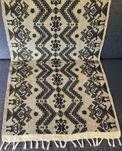 Load image into Gallery viewer, SOFATHROW 2 YARDS