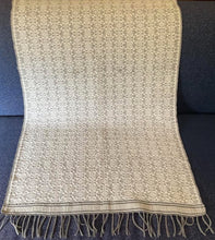 Load image into Gallery viewer, SOFA THROW - PINILIAN 1.8 & 1.5 YARDS