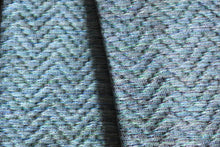 Load image into Gallery viewer, HAND TOWEL - TRAMBIA WAVES
