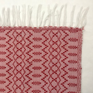 TABLE RUNNER/ BINETWAGAN