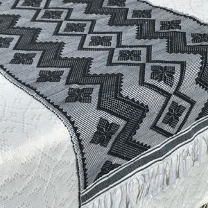 TABLE RUNNER/ PINILIAN WEAVE/ 2 YARDS