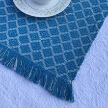 Load image into Gallery viewer, PLACEMATS IN PINILIAN WEAVE
