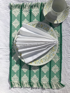 PLACEMATS IN PINILIAN WEAVE