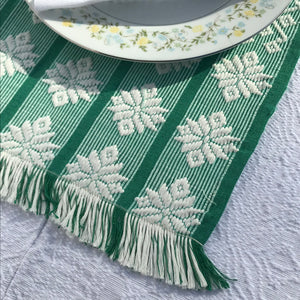 PLACEMATS IN PINILIAN WEAVE