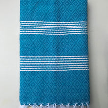 Load image into Gallery viewer, TOWEL/ STRIPED
