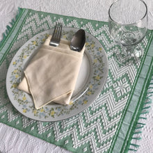 Load image into Gallery viewer, PLACEMATS IN PINILIAN WEAVE
