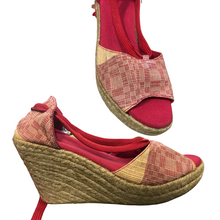 Load image into Gallery viewer, DINA | wedge | binakol designs
