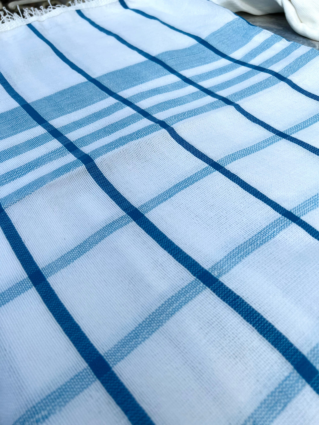 BEACH / PICNIC BLANKET ILOCOS HANDLOOM WOVEN (Big size, checkered)